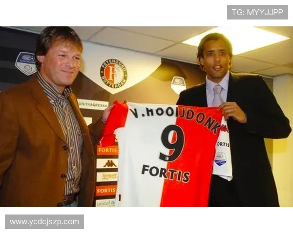 国际邀请赛分析：FPX团队协作展现出色默契与战术配合