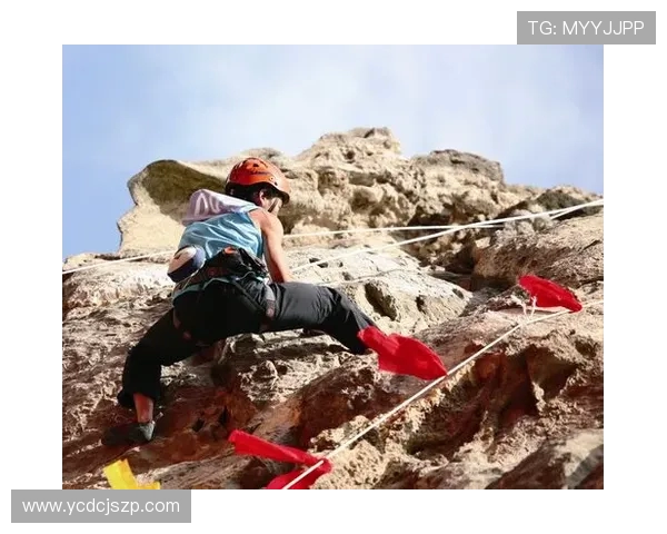 张强亲授攀岩技巧与心得体会助你征服高峰之路