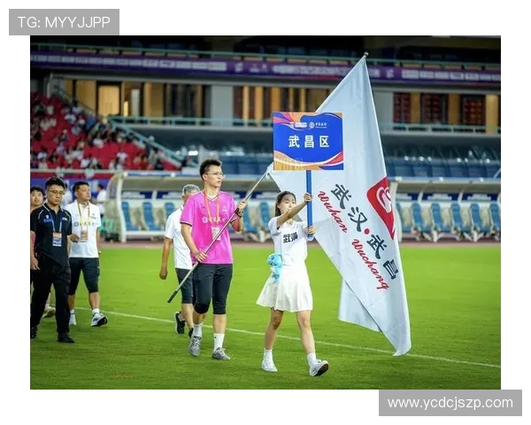 武汉足球队状态引发热议球迷与专家观点交锋分析