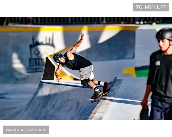 深圳滑板队在世界攀岩锦标赛中的默契配合与精彩表现分析