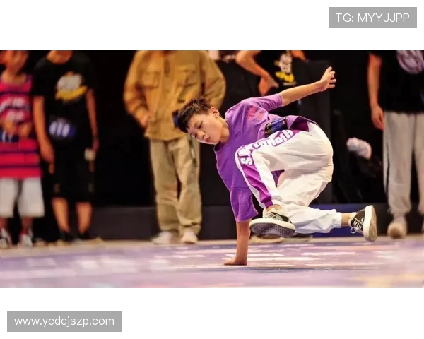 深圳极限运动队以81分领跑世界街舞大赛积分榜展现强大实力 深圳极限运动队以81分领跑世界街舞大赛积分榜展现强大实力