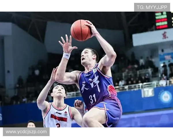 赛后分析：杭州篮球队与重庆篮球队的速度对决及战术探讨