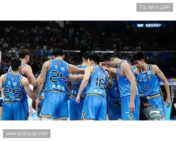 2017年CBA季后赛北京队与福建队激战回顾及精彩瞬间分析