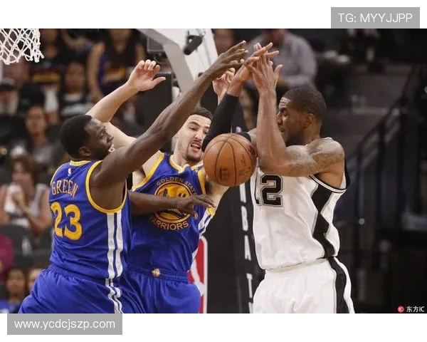 勇士对决奇才精彩赛事回顾CCTV全程直播精彩瞬间分析