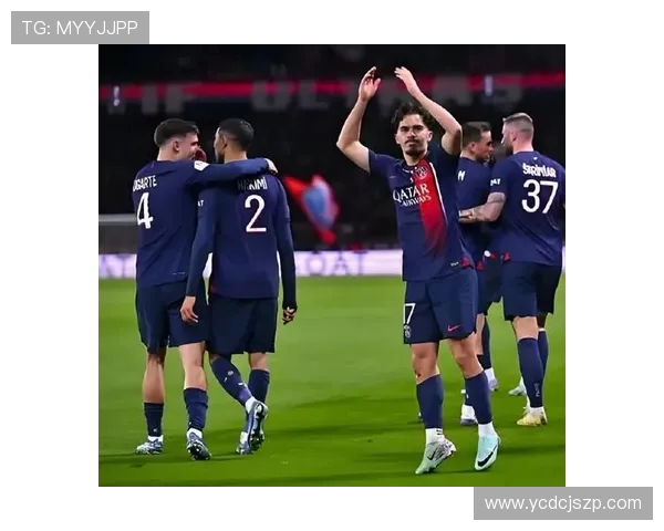 巴黎圣尔曼与曼彻斯特的巅峰对决引发全球球迷热议